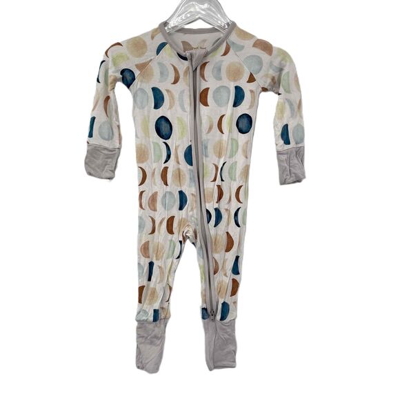 Little Sleepies | Bamboo Viscose Zippy | Luna Neutral Moon Patter | Sz 3-6m - Picture 1 of 10